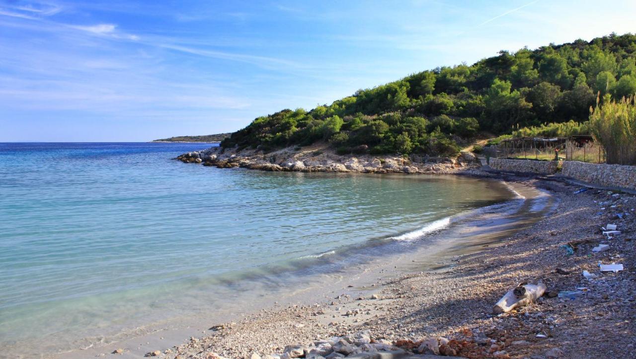 Apartments By The Sea Milna, Vis - 8913 Екстериор снимка